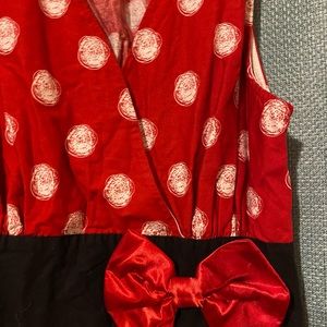 Disney Minnie Mouse red polka dot dress size small